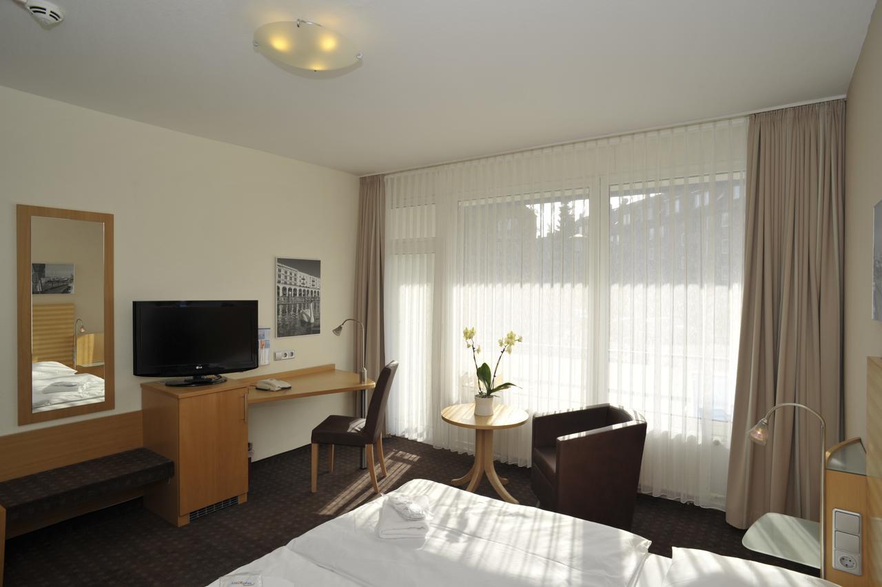 Heikotel - City Nord Hamburg-Harburg Rum bild